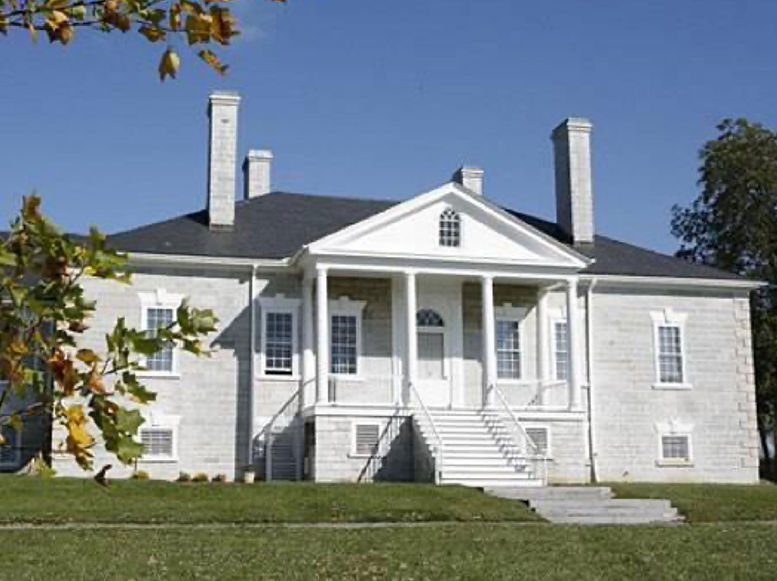 white historic belle grove manor on green hill North Carolina